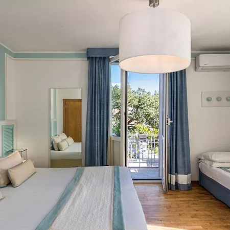 Raffaelli Villino Limoni Bed and Breakfast Forte dei Marmi Exterior foto