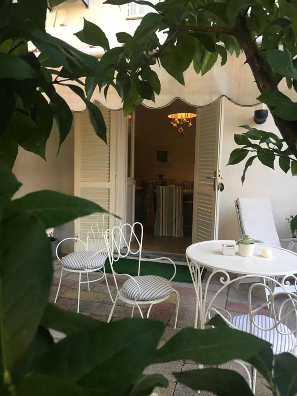 Alojamento de Acomodação e Pequeno-almoço Raffaelli Villino Limoni Forte dei Marmi